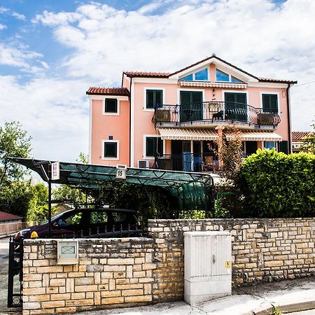 Malinska Center Apartment Exterior photo