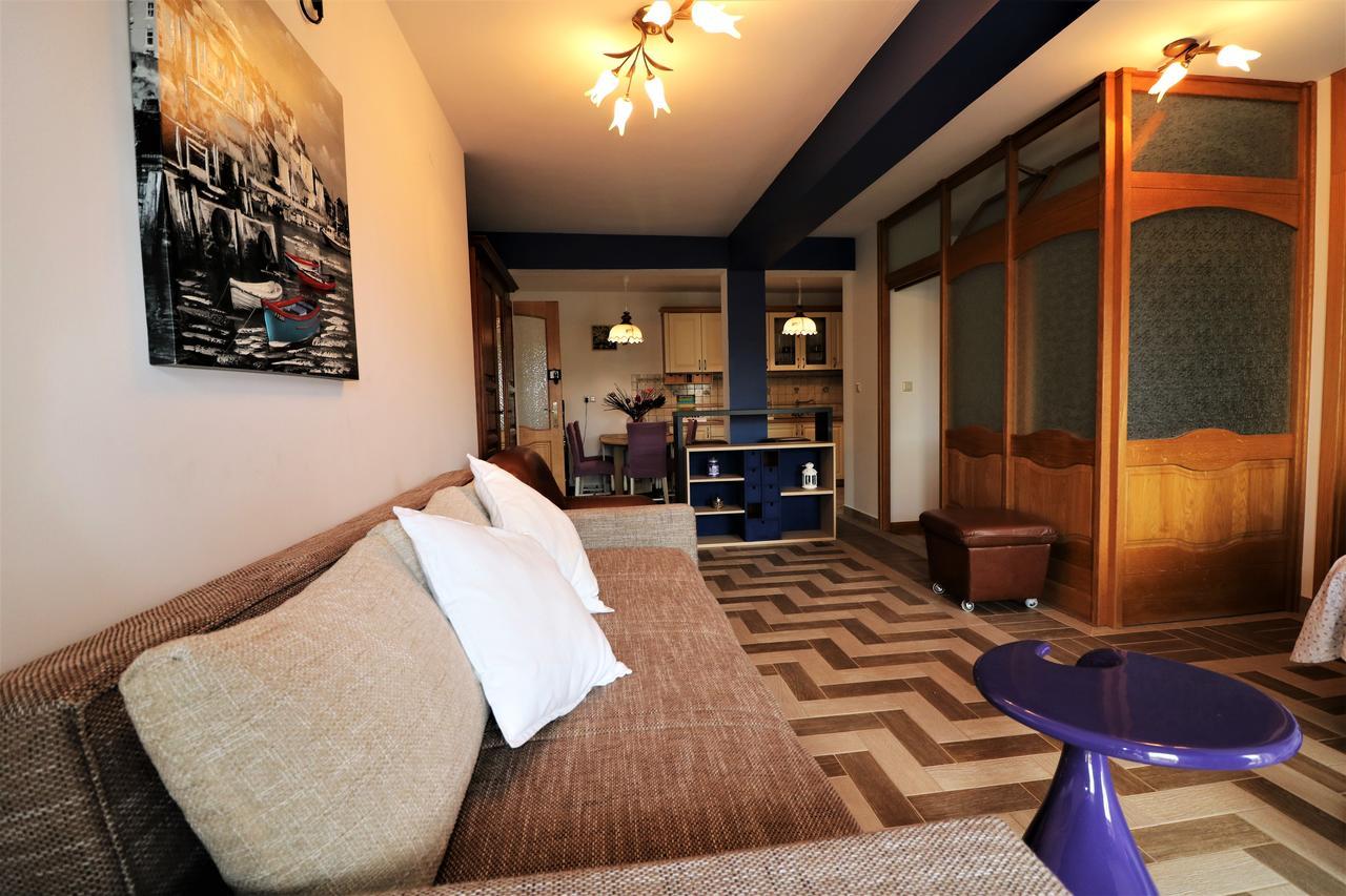 Malinska Center Apartment Exterior photo