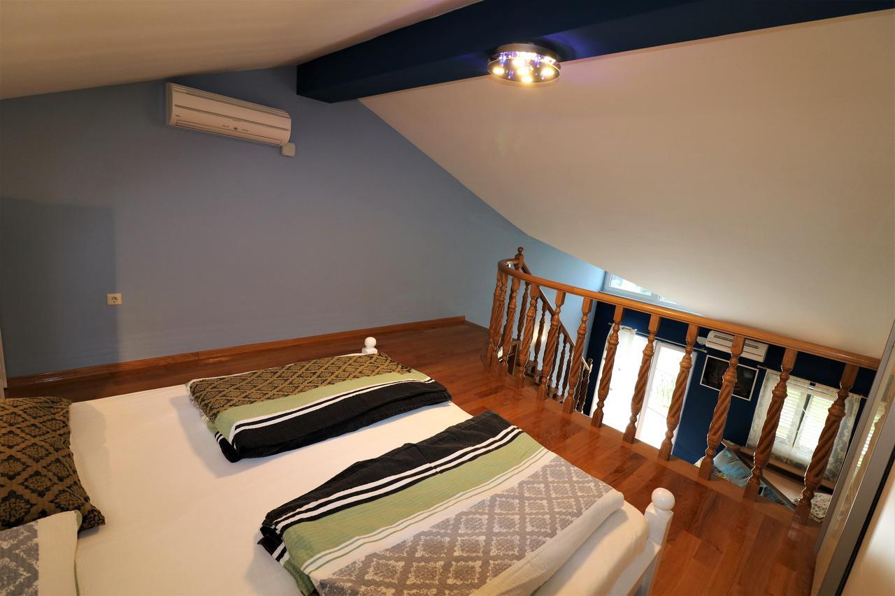 Malinska Center Apartment Exterior photo