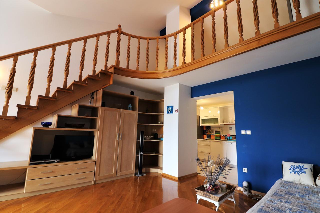 Malinska Center Apartment Exterior photo